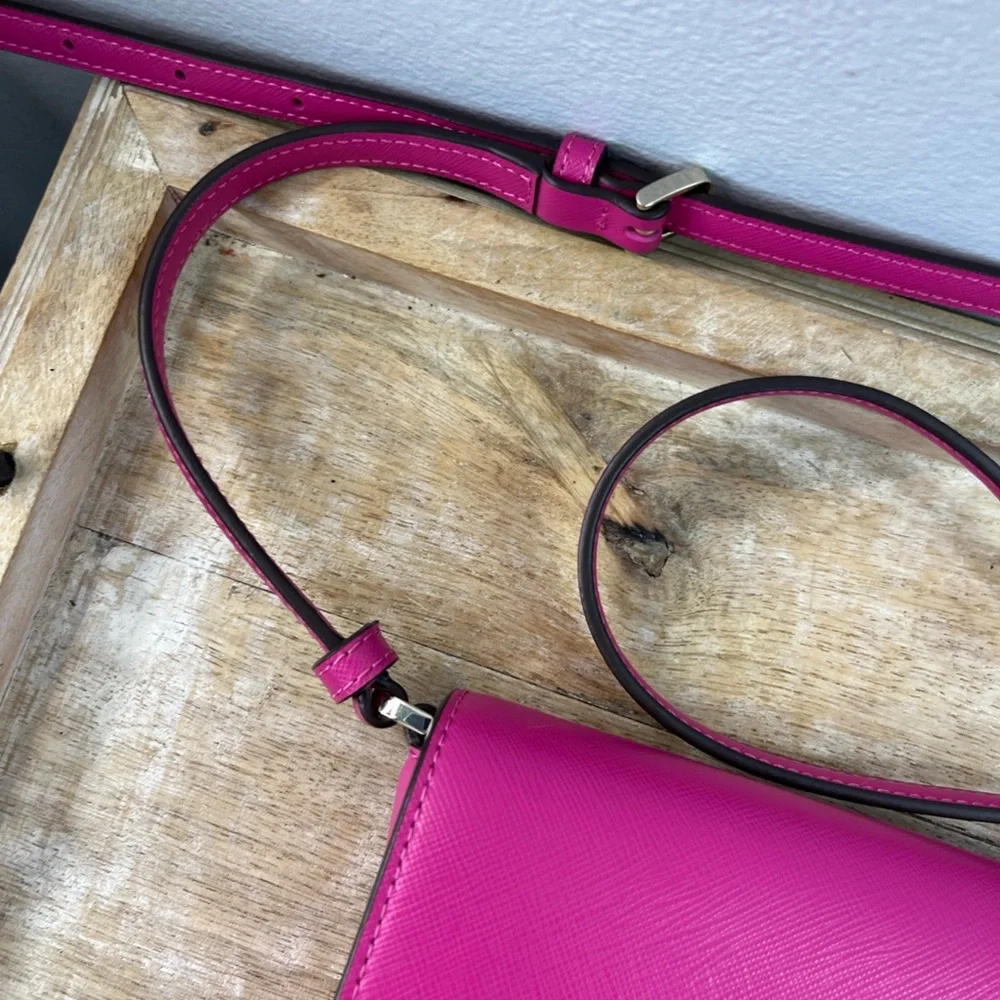 Kate Spade Sadie Envelope Crossbody Purse in Candied Plum Pink Leather - Picture 4 of 16